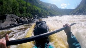 Nafukovací kajaky a kanoe na řece Moisie