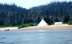 Nafukovací kajaky a kanoe na řece Moisie