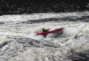 Nafukovací kajaky a kanoe na řece Moisie