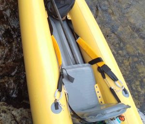 Nafukovací kajaky a kanoe na řece Moisie