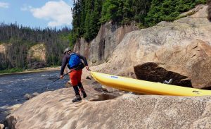 Nafukovací kajaky a kanoe na řece Moisie